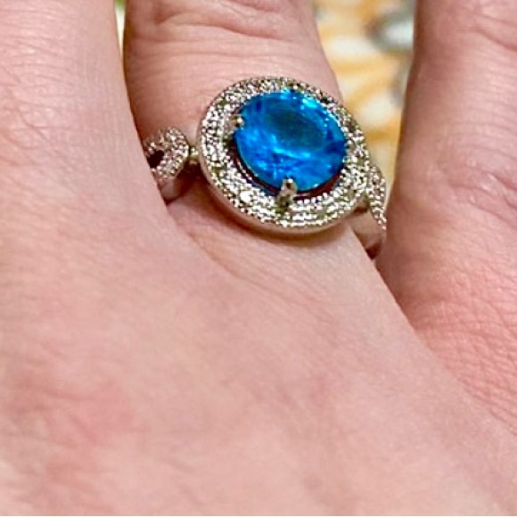 925 Silver Round Cut Aquamarine & White Topaz Ring - Picture 11 of 11